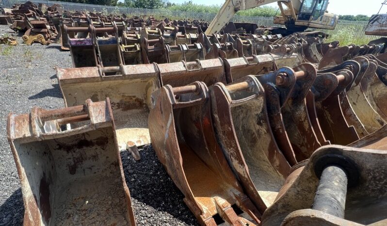 Bucket Various Excavators (0.8-100 Ton) full