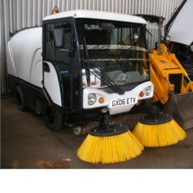 2006 JOHNSTON COMPACT 50 ROAD SWEEPER in Compact Sweepers full