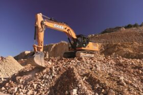 Case CX370D Crawler Excavator full