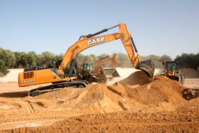 Case CX370D Crawler Excavator full