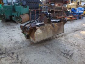 Hydraulic Sweeper,Fits a 4/5 Ton Digger Or Forklift full