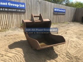 Clay Bucket 38″ Clay Bucket