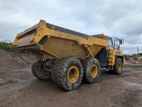 2014 Komatsu HM300-3 Articulated Dump Truck full