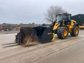 2017 JCB 435S Agri loading shovel and attachments full