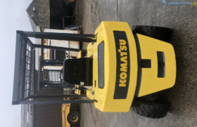 Komatsu FD30,3 ton diesel forklift full