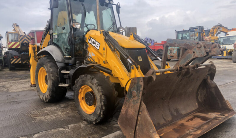 JCB 3cx Contractor backhoe loader year 2017 full