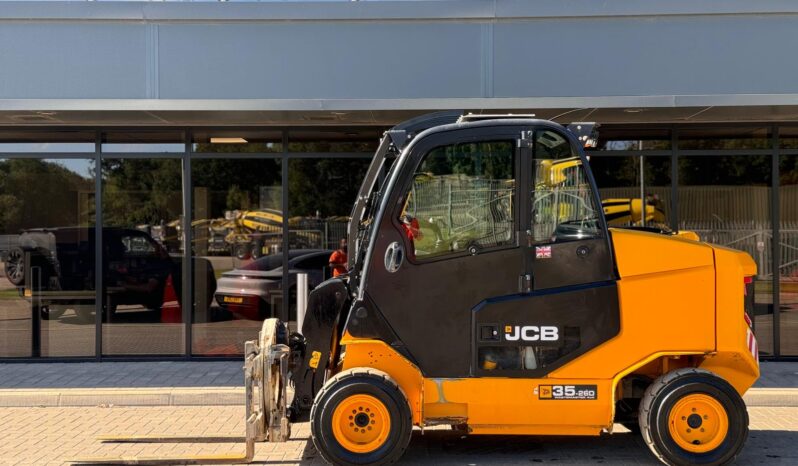 TRU2085 – 2022, JCB 35-26D-4WD WASTEMASTER full