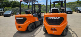 Doosan 30 3 Ton Fork Lift 2023 Plate full