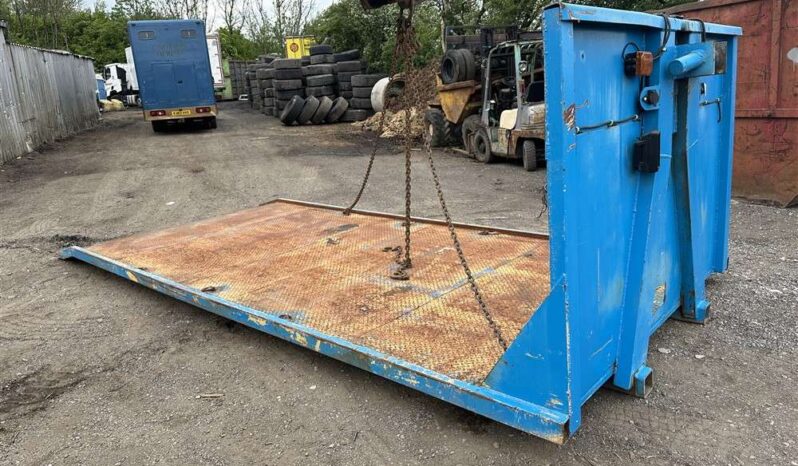 Hook Loader Body (Sold On Site For Auction on: 2024-07-03 For Auction on 2024-07-03