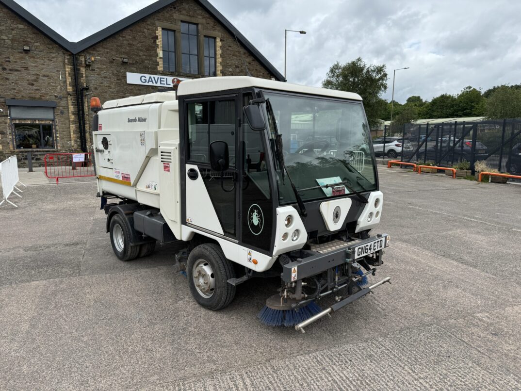 2014 Scarab Minor Road Sweeper For Auction on 2024-07-04