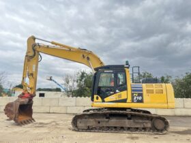 Komatsu PC210LC-10 full