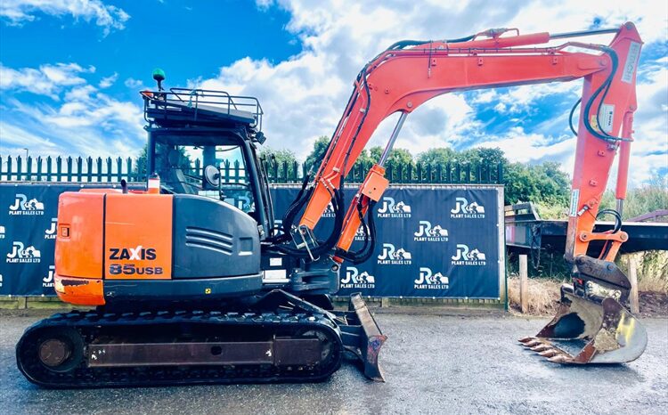 2014 Hitachi ZX85USB-5A full