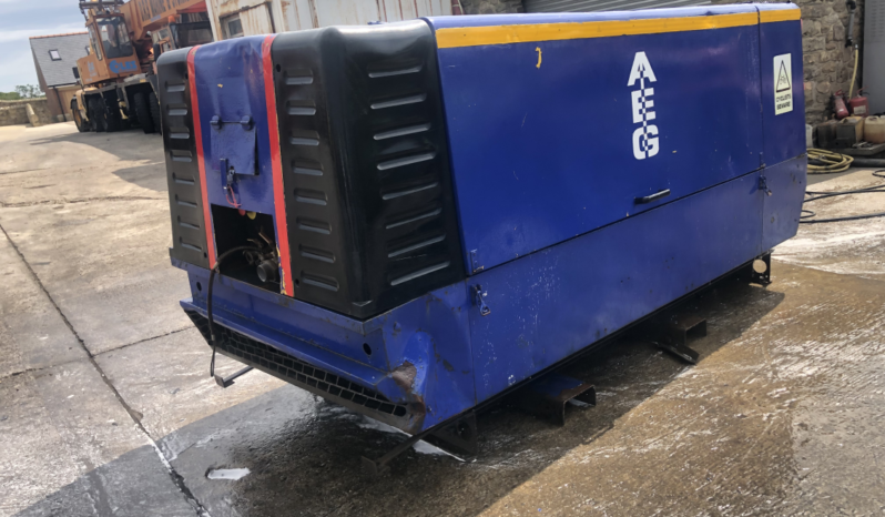 Compair C115-12 , mobile, diesel air compressor full