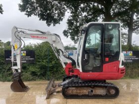 2018 Takeuchi TB230 (U633)