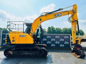 2018 JCB JS131 LC+ Excavator full