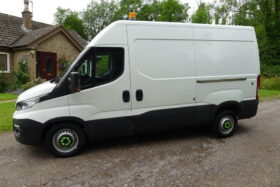 2019 Iveco Daily 35S12 Compressor Van full