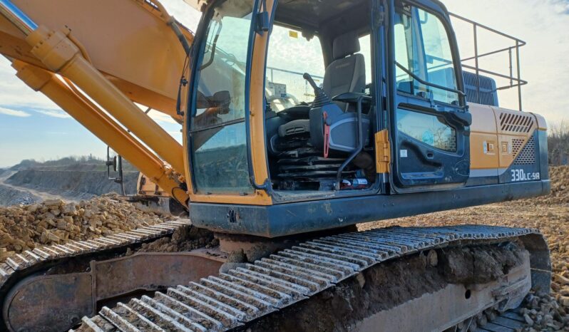 2014 Hyundai HX330L Excavator, 2014, for sale