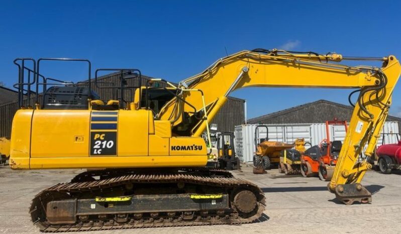 2021 Komatsu PC210LC