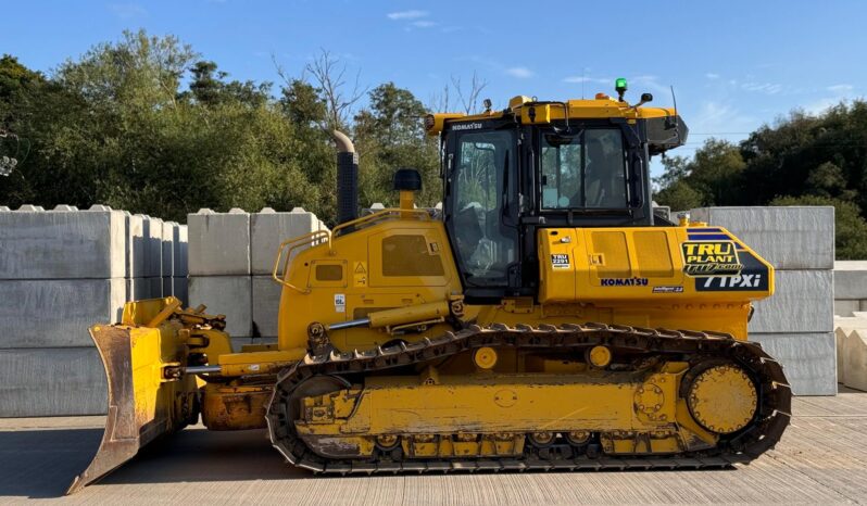 TRU2291 – JULY 2022, KOMATSU D71 PXI DOZER