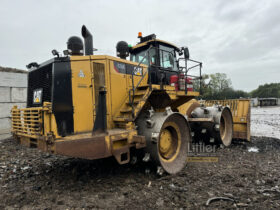 2016 CAT 826K full