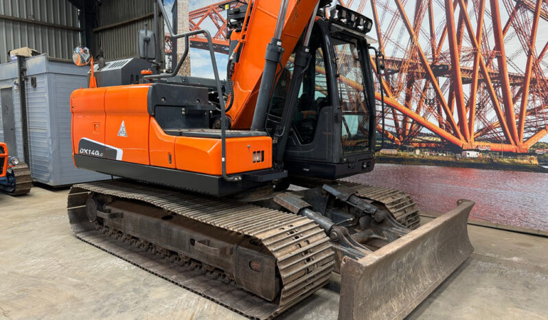 Doosan DX140LC-5 Blade 2017 full