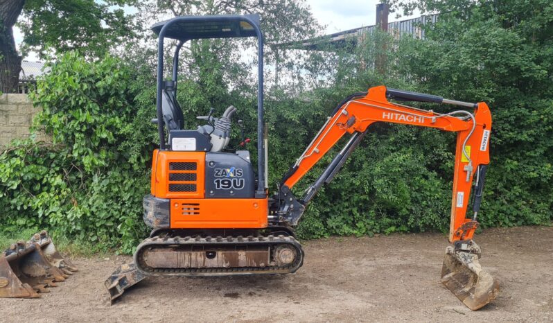 Hitachi ZX19 Excavator full