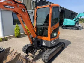 Doosan DX27Z Mini Digger full