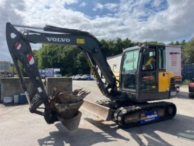 2016 VOLVO EC55C Excavator 4 Ton  to 9 Ton for Sale full