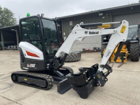 BOBCAT E26 full