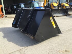 JCB AGRI SHOVEL BUCKET full