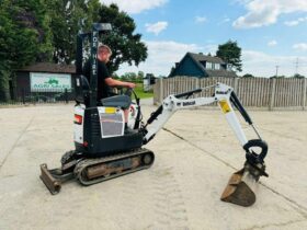 BOBCAT E10Z TRACKED EXCAVATOR *YEAR 2019, 2926 HOURS* C/W EXPANDING TRACKS *VIDEO* full