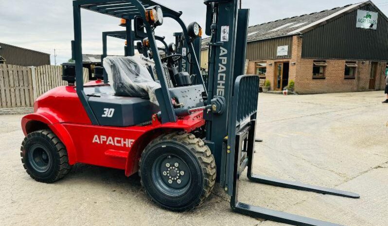 UNUSED APACHE FR30 ROUGH TERRIAN 4WD FORKLIFT *YEAR 2024, CHOICE OF THREE* VIDEO* full