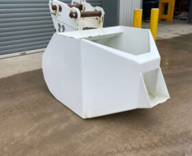 2021 Conquip Concrete Bucket full