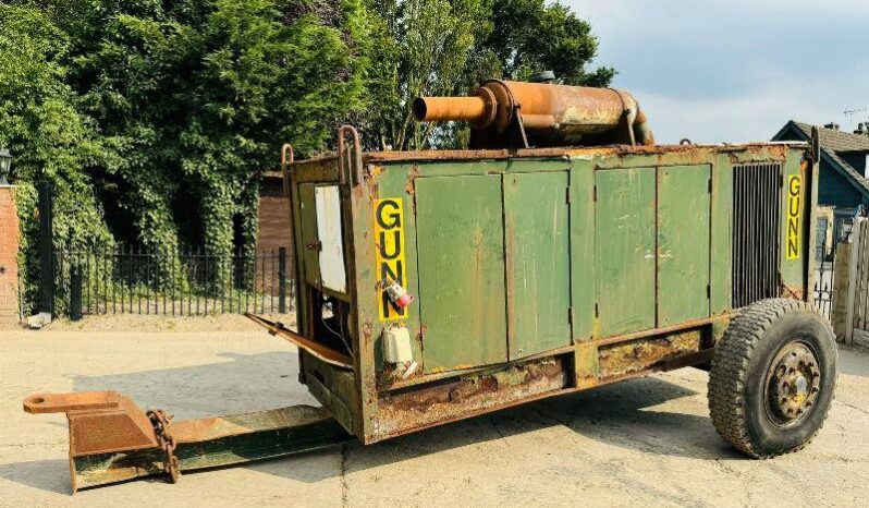 STAMFORD 300KVA SINGLE AXLE TOWABLE GENERATOR C/W CUMMINS ENGINE full