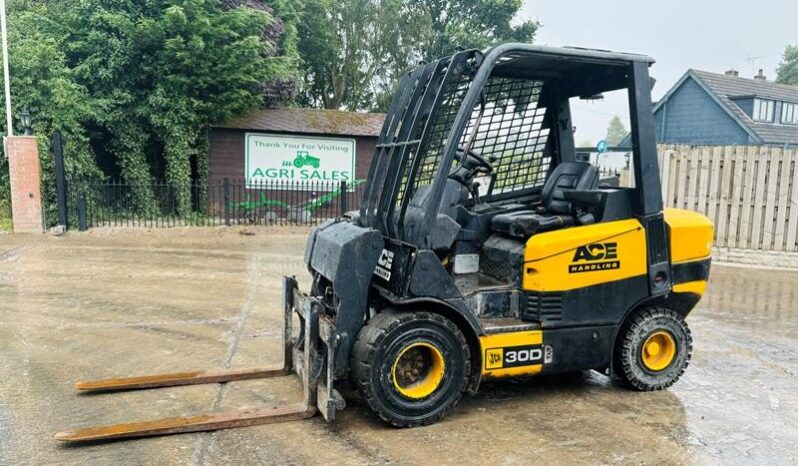 JCB TLT30D 4WD TELETRUCK C/W PALLET TINES *VIDEO* full