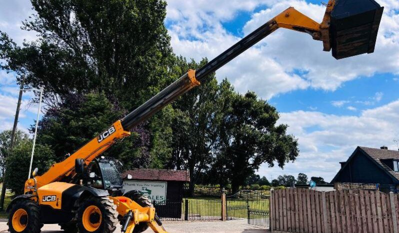 JCB 533-105 4WD TELEHANDLER *YEAR 2018, 10.5 METER* C/W REVERSE CAMERA *VIDEO* full