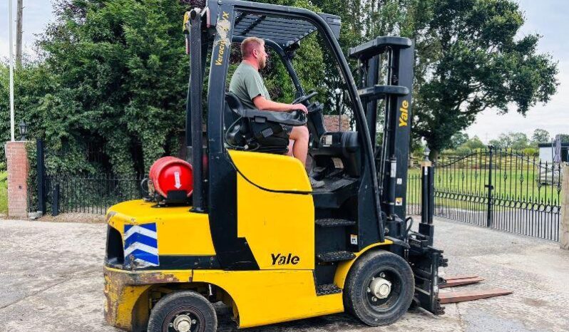 YALE GLP35VX FORKLIFT *YEAR 2018, HIGH RISED CABIN* C/W TINE POSITIONER *VIDEO* full