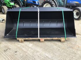 QUICKE 215GM BUCKETS