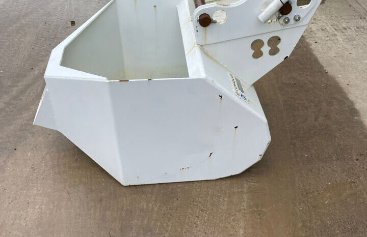 2021 Conquip Concrete Bucket full