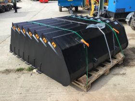 QUICKE 215GM BUCKETS full