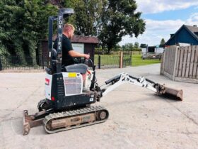 BOBCAT E10 TRACKED EXCAVATOR *YEAR 2018, 3409 HOURS* C/W EXPANDING TRACKS *VIDEO* full