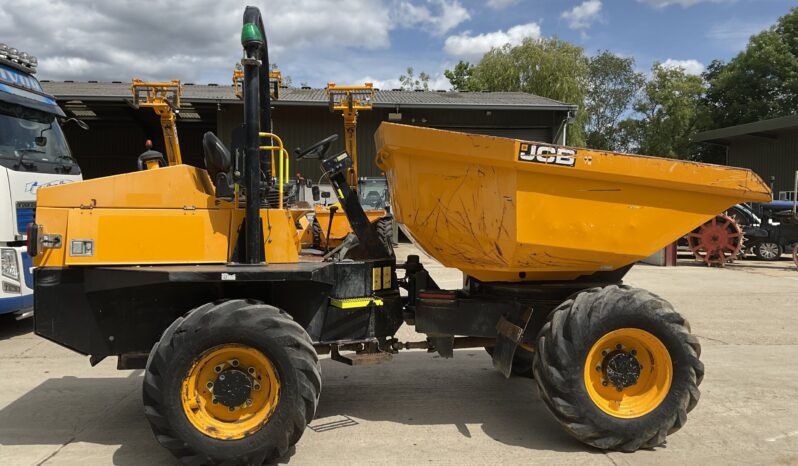 JCB 6TST full