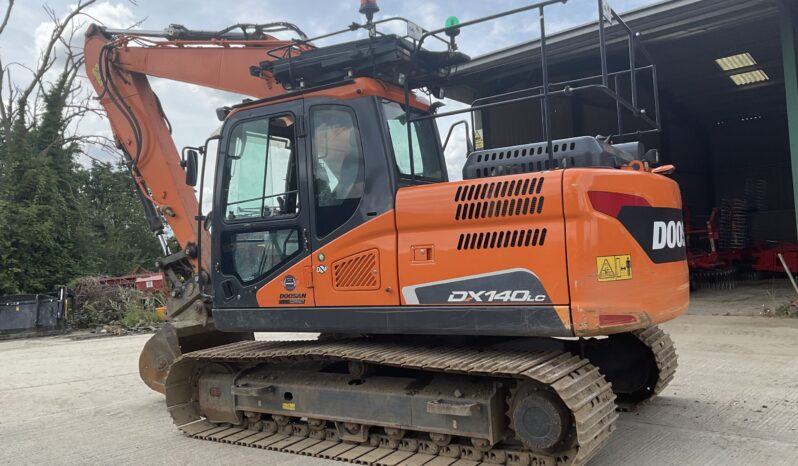 DOOSAN DX140LC full