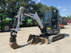 BOBCAT E27 Z full