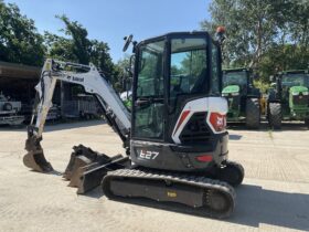 BOBCAT E27 Z full