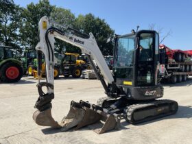 BOBCAT E27 Z full