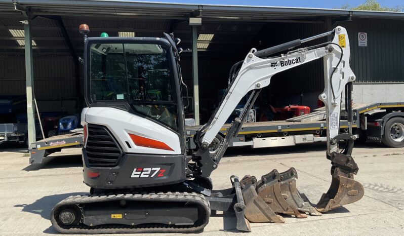 BOBCAT E27 Z full