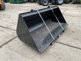 JCB SHOVEL BUCKET full