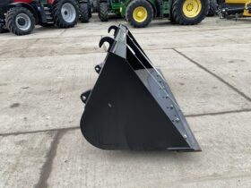 JCB SHOVEL BUCKET full