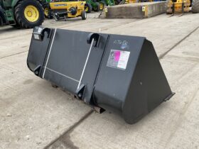 JCB SHOVEL BUCKET full